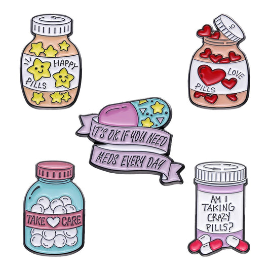 Broches de frascos de medicina de dibujos animados, lindos broches personalizados para abrigos, sombreros, solapas, ropa, joyería para médicos y enfermeras, regalo, insignia de hospital, metal al por mayor