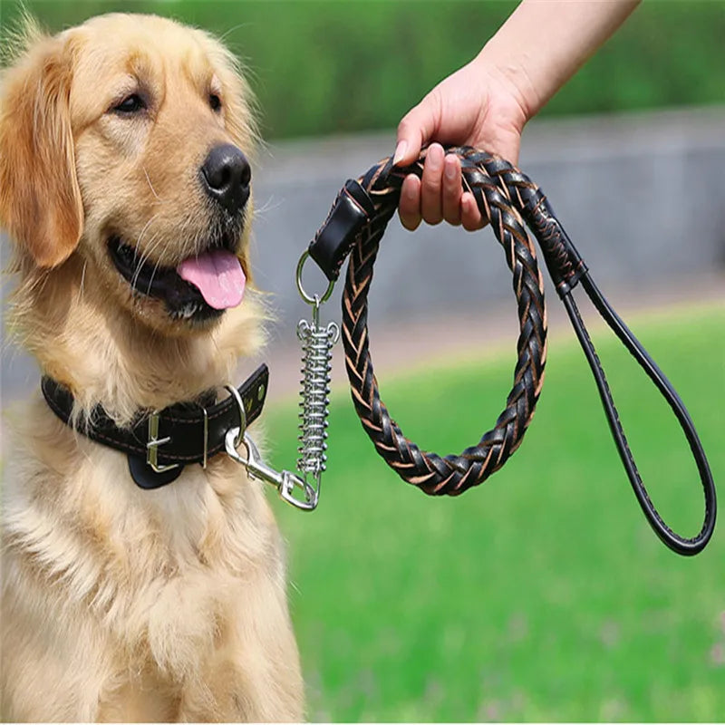 Correa de cuero para perros grandes. Correa de cuero trenzado resistente con resorte amortiguador. Cuerda de tracción para mascotas.