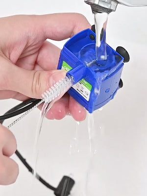 Bomba de agua con luz LED, motor de repuesto para fuente de agua para gatos, dispensador de bebederos con forma de flor, accesorios para mascotas, enchufe USB.