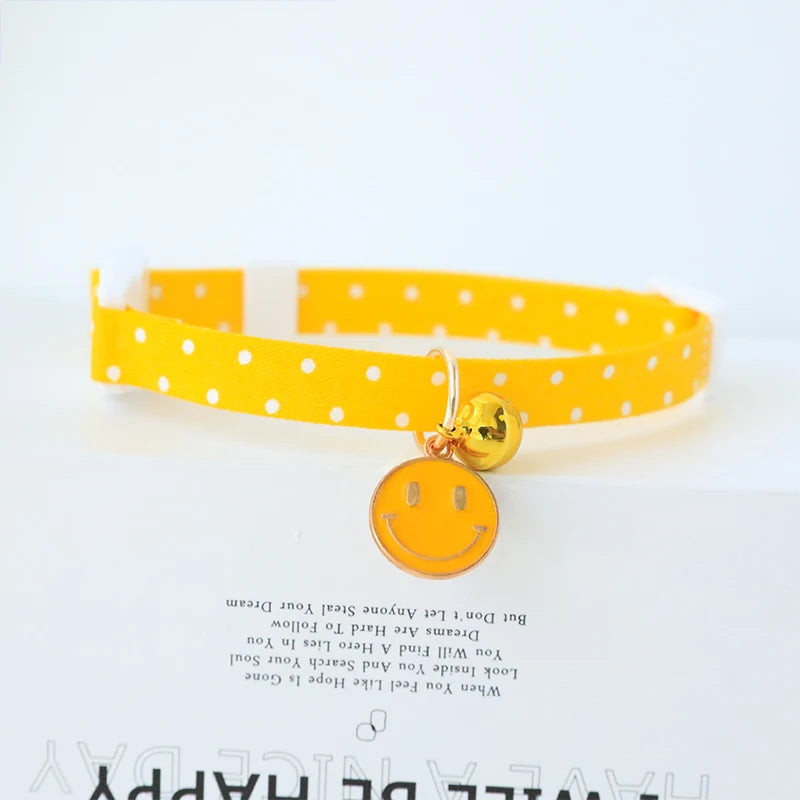 Collar original de primavera para gatos, color caramelo con cascabeles, ajustable, colorido, para gatitos y cachorros. Collares de moda para mascotas Vogue.